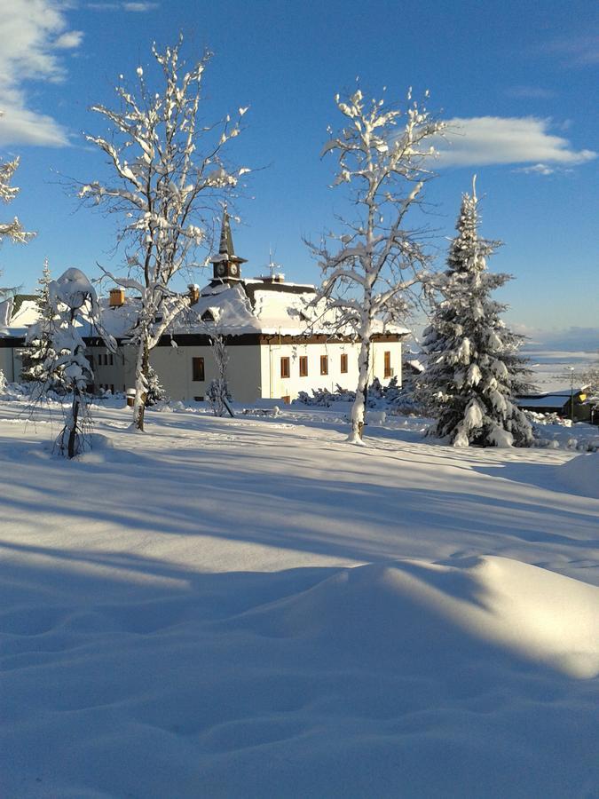 Svajciarsky Dom Guest House Vysoke Tatry Bagian luar foto