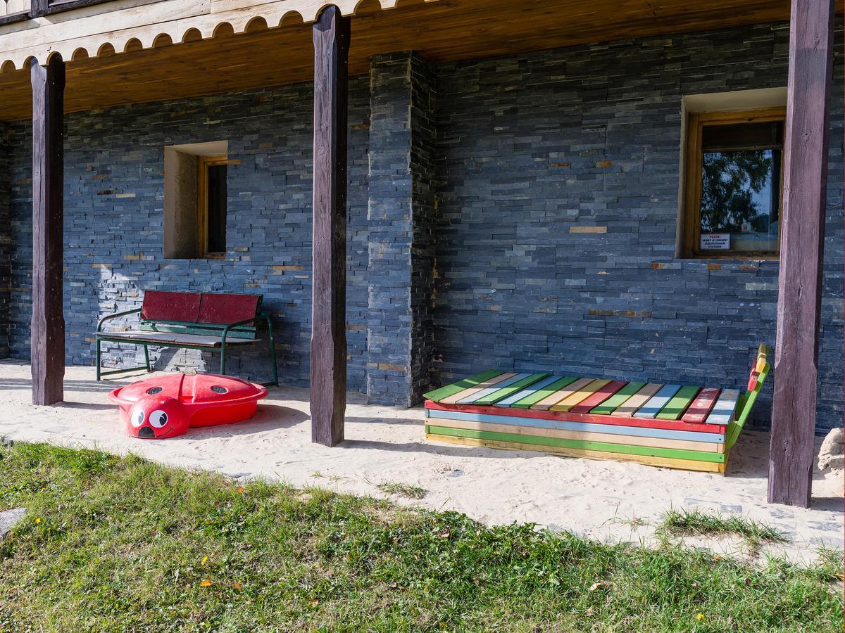 Svajciarsky Dom Guest House Vysoke Tatry Bagian luar foto